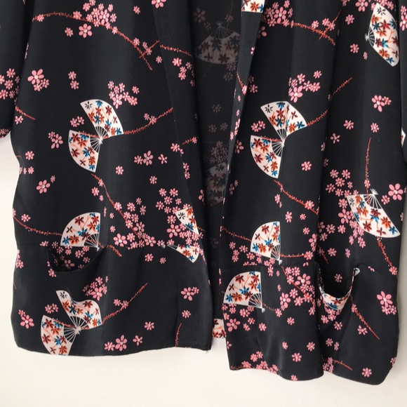Forever 21 Kimono Jacket - Picture 10 of 11